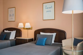 Booking Hotel Crown Piast & Spa