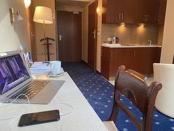 Booking Hotel Crown Piast & Spa