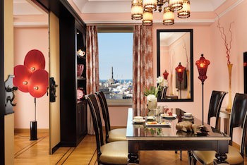 Grand Hotel Savoia Genova, Curio Collection by Hilton galeri fotoğrafı