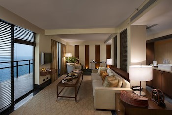 The Leela Kovalam, A Raviz Hotel