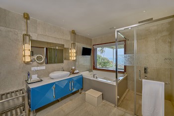 The Leela Kovalam, A Raviz Hotel