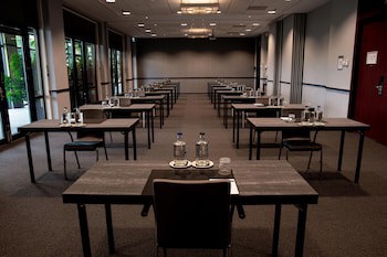 Courtyard By Marriott Amsterdam Airport