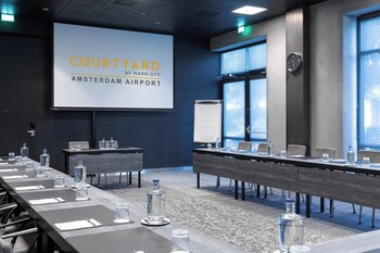 Courtyard By Marriott Amsterdam Airport
