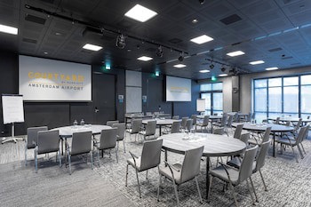 Courtyard By Marriott Amsterdam Airport
