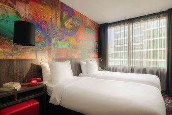 Crown Hotel Eindhoven Centre