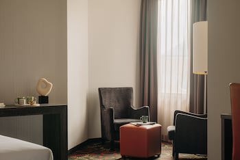 Crown Hotel Eindhoven Centre