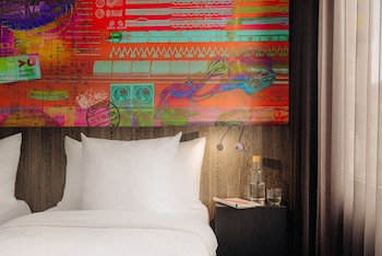 Crown Hotel Eindhoven Centre