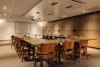 Crown Hotel Eindhoven Centre