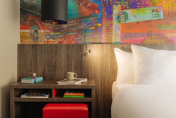 Crown Hotel Eindhoven Centre