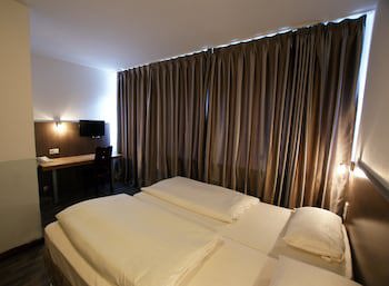 Bahn Hotel galeri fotoğrafı