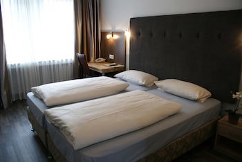Bahn Hotel galeri fotoğrafı