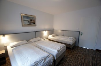 Bahn Hotel galeri fotoğrafı