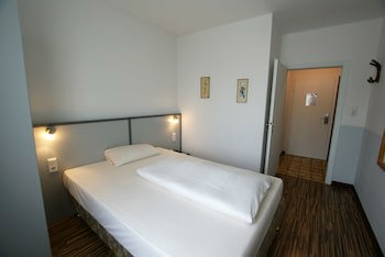 Bahn Hotel galeri fotoğrafı
