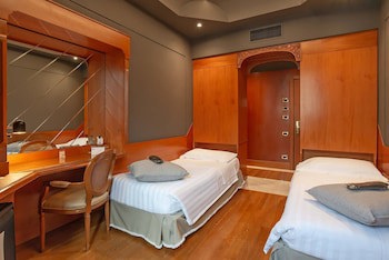 Hotel Isa fotoğrafı