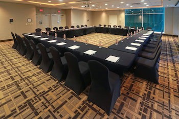 Holiday Inn Reynosa Industrial Poniente, An Ihg Hotel