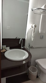 Comfort Suites Vitoria