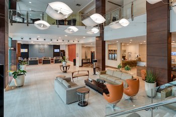Comfort Suites Vitoria