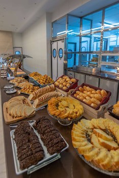 Comfort Suites Vitoria