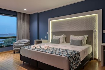 Comfort Suites Vitoria