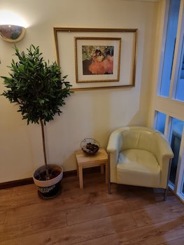 Travel Plaza Hotel