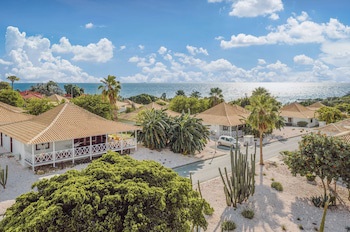 Papagayo Beach Resort