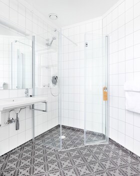 Fru Haugans Hotel