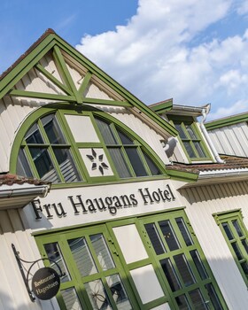 Fru Haugans Hotel