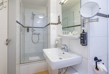 Rugs Hotel Dusseldorf – Self Check- In galeri fotoğrafı