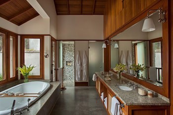 Carmelo Resort & Spa