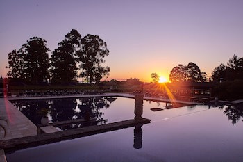 Carmelo Resort & Spa