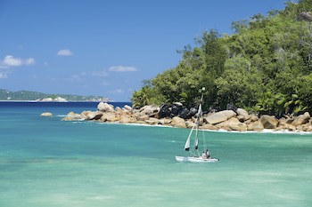 Constance Lemuria,Seychelles