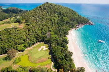 Constance Lemuria,Seychelles