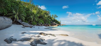 Constance Lemuria,Seychelles