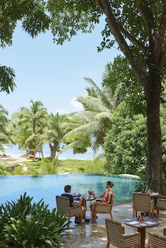 Constance Lemuria,Seychelles