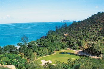 Constance Lemuria,Seychelles