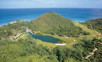 Constance Lemuria,Seychelles