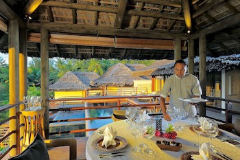 Constance Lemuria,Seychelles