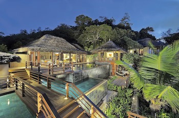 Constance Lemuria,Seychelles