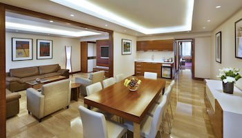 Crowne Plaza Amman, An Ihg Hotel