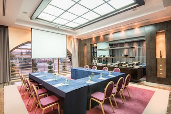 Crowne Plaza Amman, An Ihg Hotel