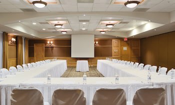 Holiday Inn Express Silao Aeropuerto Bajio, An Ihg Hotel