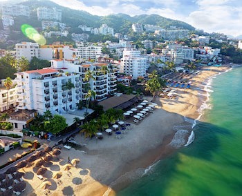 Emperador Vallarta Beachfront Hotel And Suites