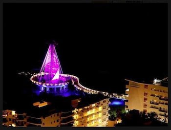 Emperador Vallarta Beachfront Hotel And Suites