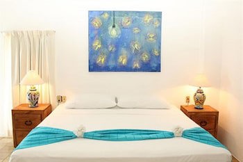 Emperador Vallarta Beachfront Hotel And Suites