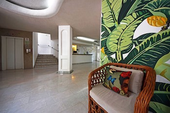 Emperador Vallarta Beachfront Hotel And Suites