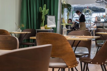 Aparthotel Mariano Cubi Barcelona