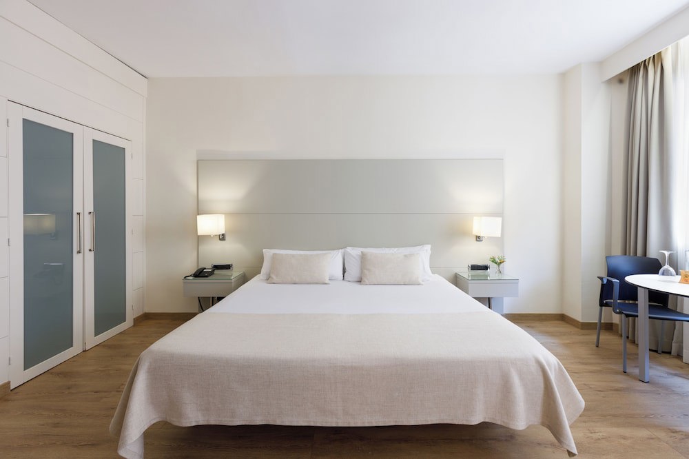 Aparthotel Mariano Cubi Barcelona