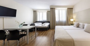 Aparthotel Mariano Cubi Barcelona