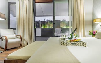 Aparthotel Mariano Cubi Barcelona