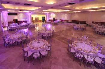 Holiday Inn Monclova, An Ihg Hotel